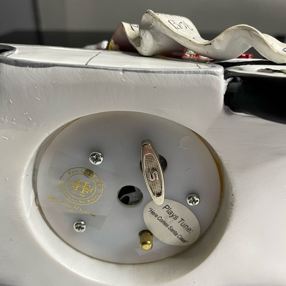 Fitz & Floyd Merry & Bright Collection Santa Car “Here Comes Santa Claus” Music - Picture 7 of 7